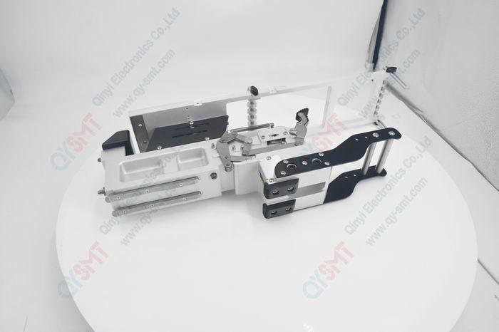 Samsung SM481 Vibratory stick feeder